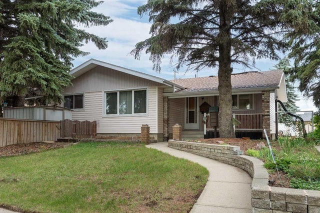 6508 45 Avenue, Camrose