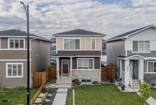 Photo for MLS®# A2241820 - home for sale at 226 Chelsea Heath, Chelsea_CH, Chestermere Alberta