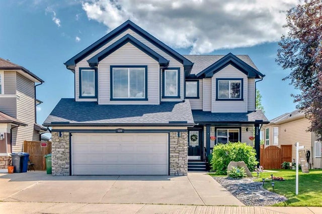 Residential Property for Sale at 120 Oakmere Way, Chestermere: MLS®# A2241953
