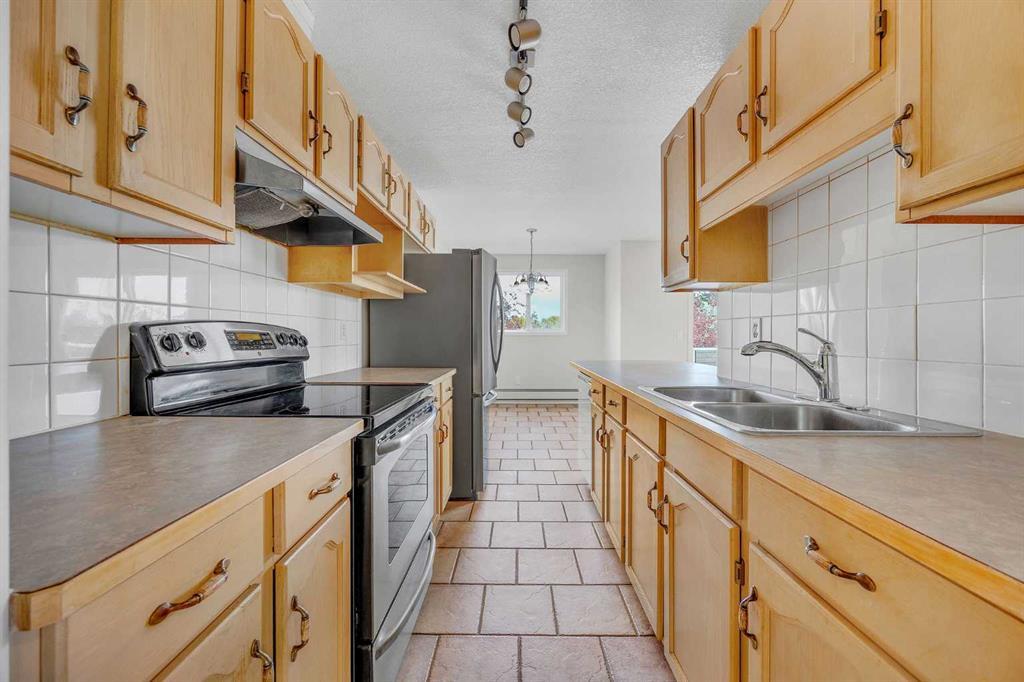 306, 165 Manora Place Ne Calgary Alberta T2A 7X5 Marlborough Park Home For Sale