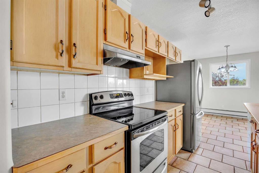 306, 165 Manora Place Ne Calgary Alberta T2A 7X5 Marlborough Park Home For Sale