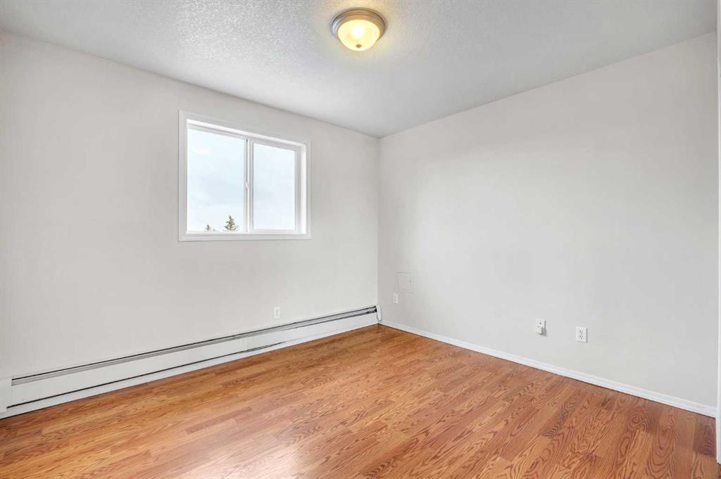 306, 165 Manora Place Ne Calgary Alberta T2A 7X5 Marlborough Park Home For Sale