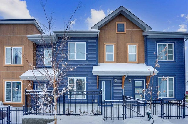 160 Livingston Common Ne, Calgary