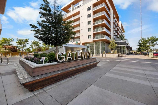 Calgary Home for Sale: Residential Listing in West Springs