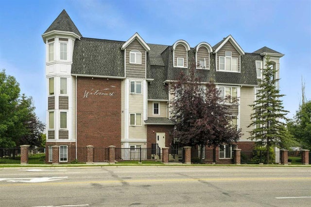 203, 4707 50 Street, Sylvan Lake