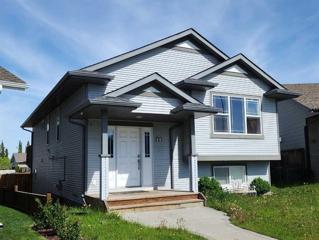 60 Long Close, Red Deer