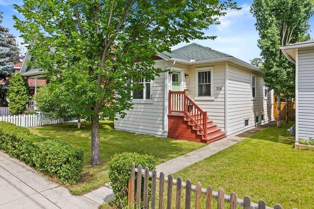 Photo for MLS®# A2242075 - home for sale at 914 5a Street Northwest, Sunnyside, Calgary Alberta