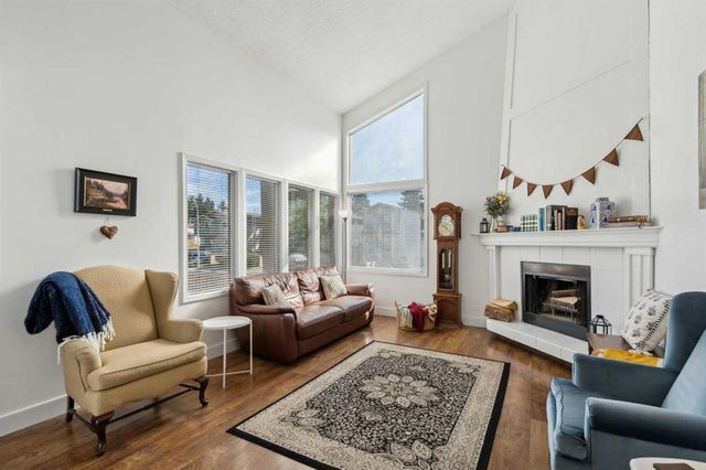 Calgary Real Estate Listing: 311 Fonda Way Southeast, Forest Heights