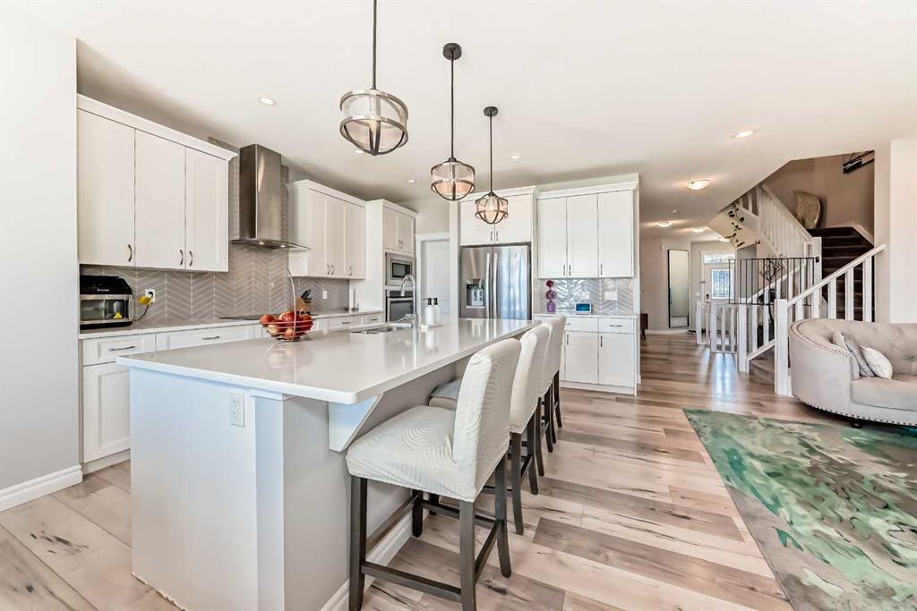 56 Belmont Terrace Southwest, Calgary – Residential Detached Listing Photo 5