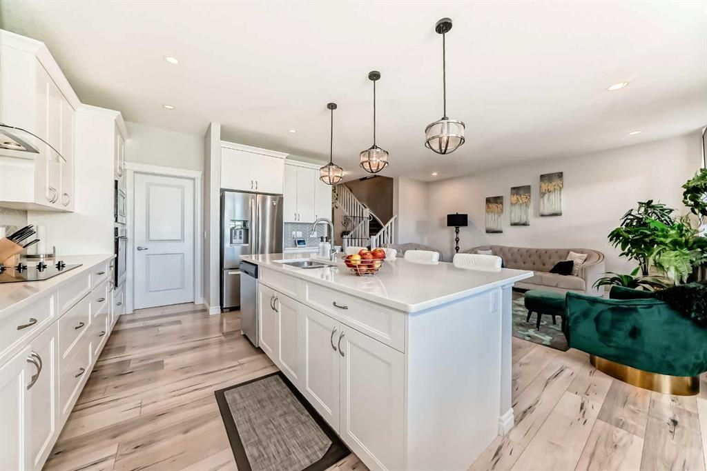 56 Belmont Terrace Southwest, Calgary – Residential Detached Listing Photo 7