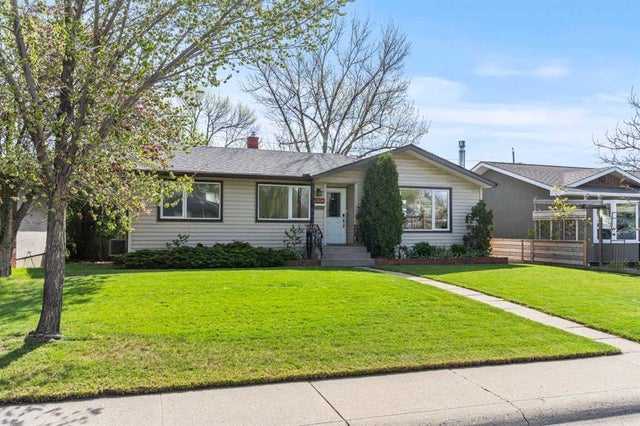 7424 Fleetwood Drive Se, Calgary