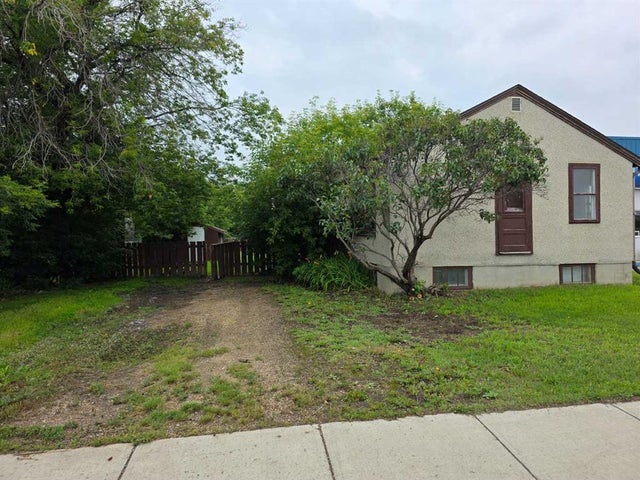 4910 Hwy 2a, Lacombe