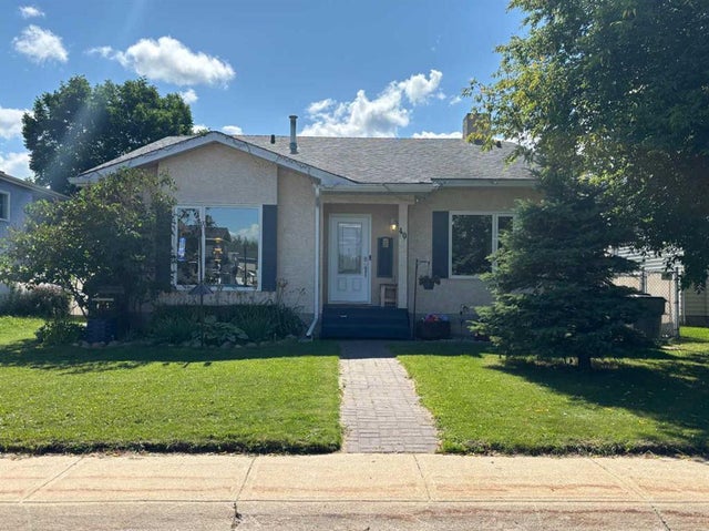 40 Graham Road, Whitecourt