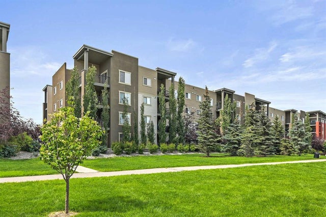 8113, 403 Mackenzie Way Sw, Airdrie