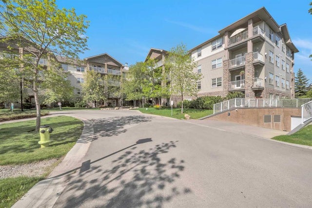 Calgary Home for Sale: Residential Listing in Inglewood