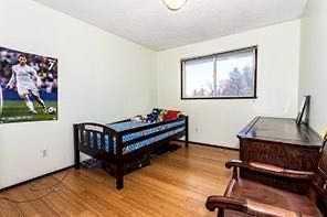 105 Valhalla Crescent Northwest, Calgary – Residential Detached Listing Photo 6