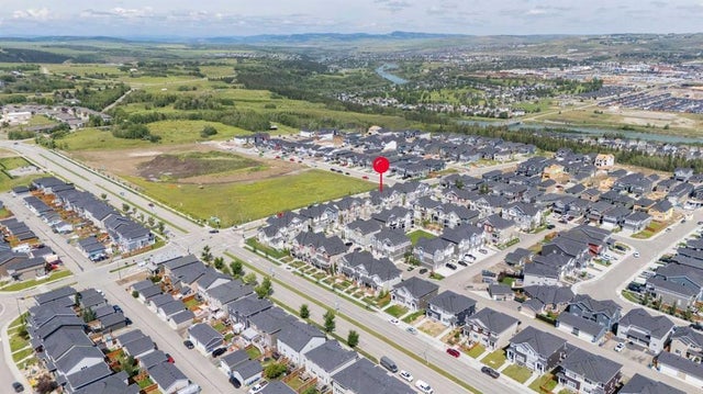 Real Estate Listing in Rivercrest, Cochrane