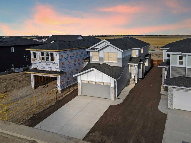 307 Kinniburgh Loop, Chestermere