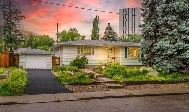 2211 Halifax Crescent Nw, Calgary