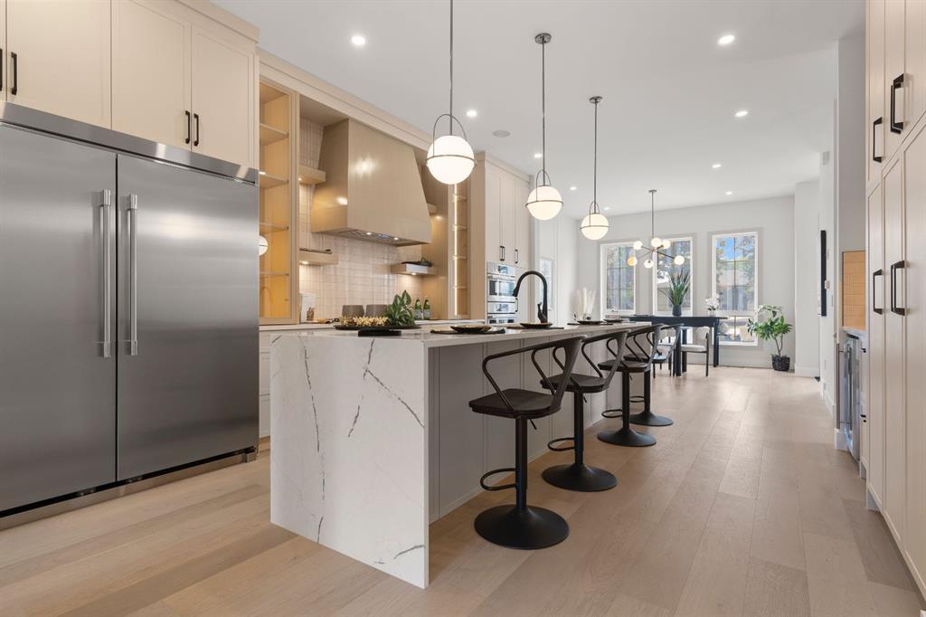 3110 40 Street Sw, Calgary