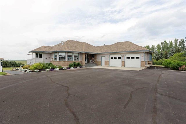 201076 Range Road 142, Rural Newell, County of