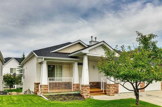 Photo for MLS®# A2243011 - home for sale at 124 Tucker Circle, Westmount_OK, Okotoks Alberta