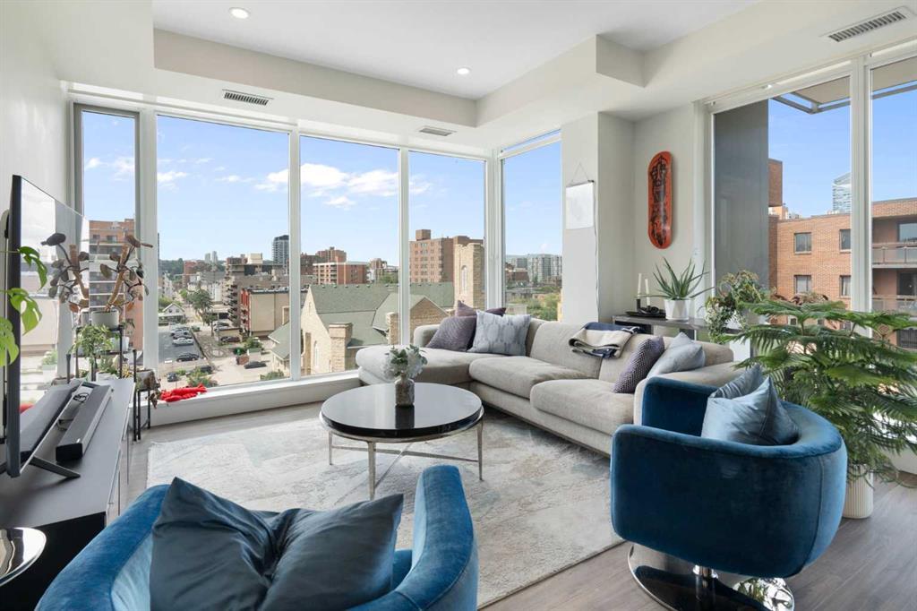 602, 930 16 Avenue Southwest, Calgary – Residential Apartment Listing Photo 2