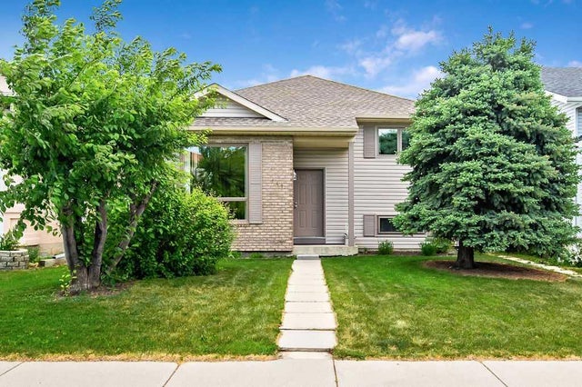 141 Shawfield Way Sw, Calgary