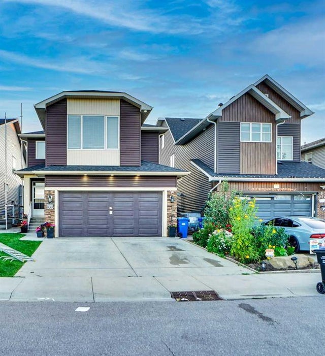 33 Savanna Green Ne, Calgary