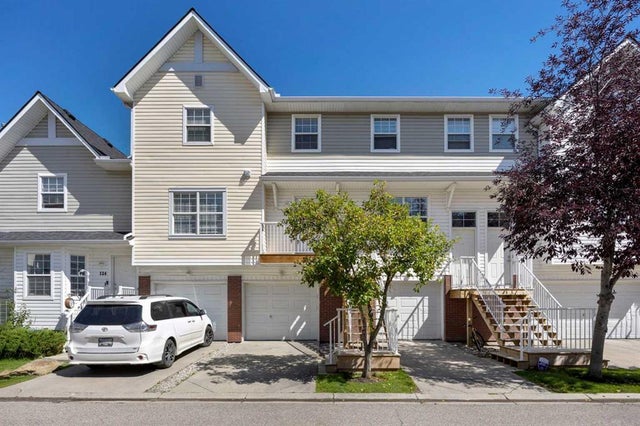 120 Prestwick Acres Lane Se, Calgary