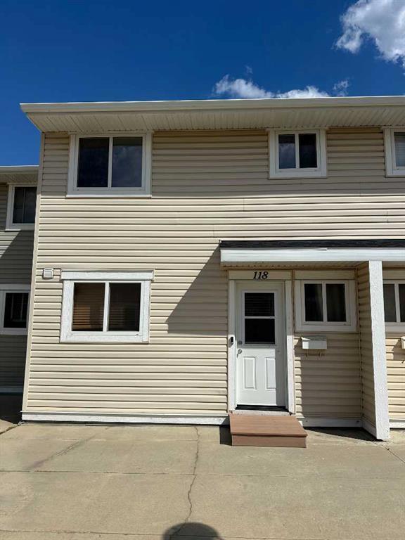118, 600 Signal Road, Fort McMurray