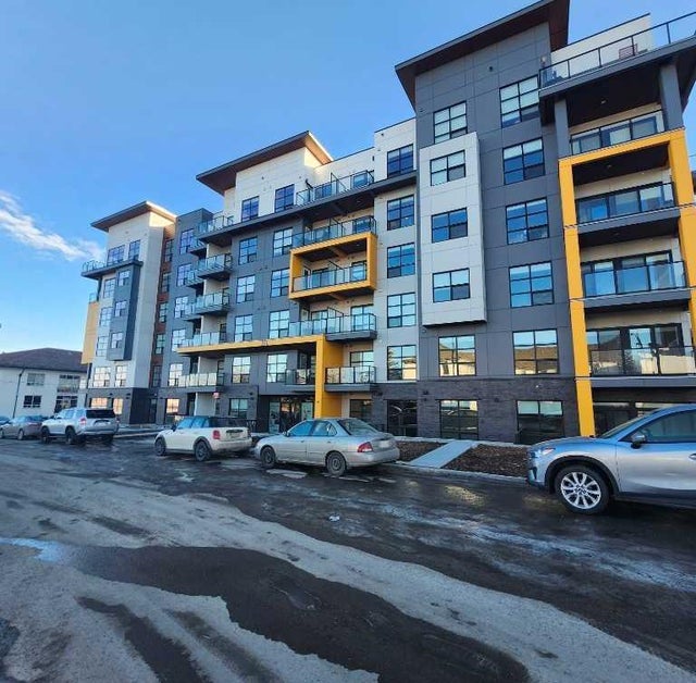 Photo for MLS®# A2243524 - home for sale at 315, 370 Dieppe Drive Southwest, Currie Barracks, Calgary Alberta