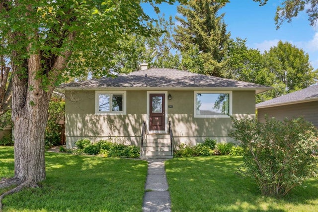 Residential Property for Sale at 3213 Kilkenny Road Southwest, Calgary: MLS®# A2243603