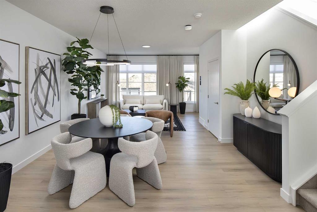 7083 Rangeview Avenue Southeast, Calgary – Residential Semi Detached Listing Photo 2