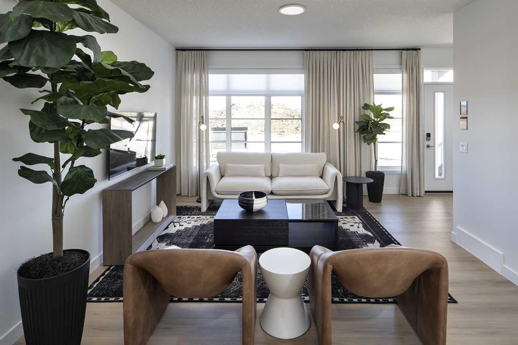 7083 Rangeview Avenue Southeast, Calgary – Residential Semi Detached Listing Photo 4