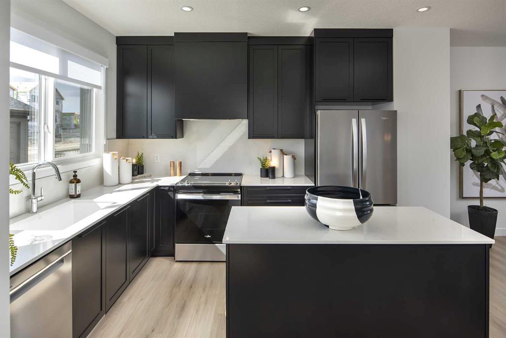 7083 Rangeview Avenue Southeast, Calgary – Residential Semi Detached Listing Photo 6