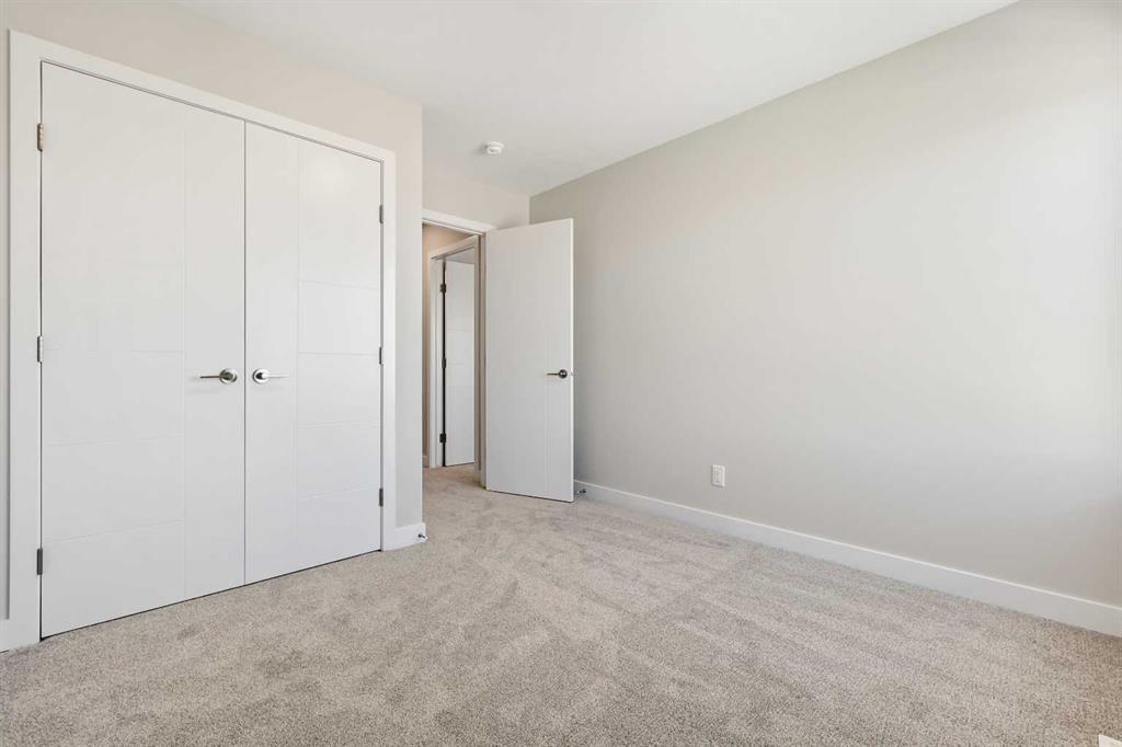 7067 Rangeview Avenue Southeast, Calgary – Residential Semi Detached Listing Photo 12