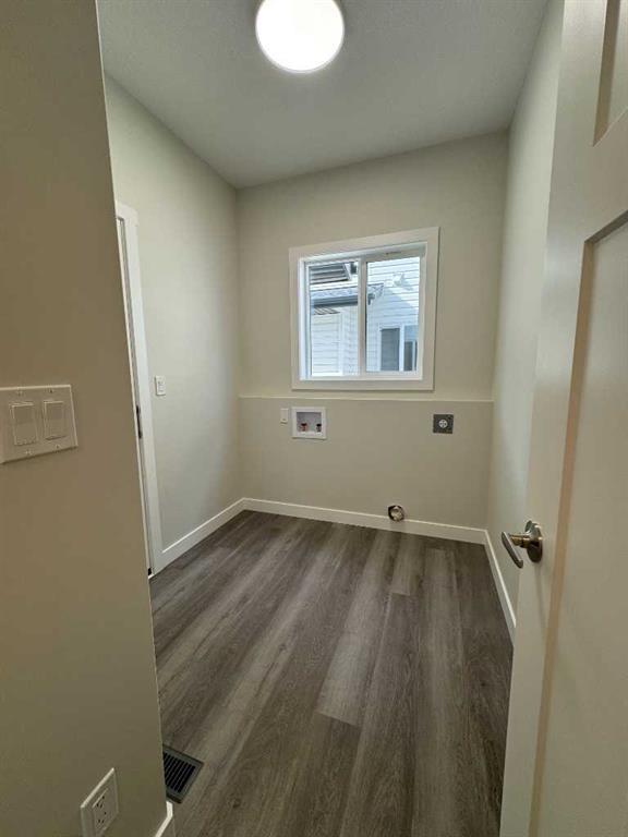 49 Emmett Crescent Red Deer Alberta T4P 3G8 Evergreen Home For Sale