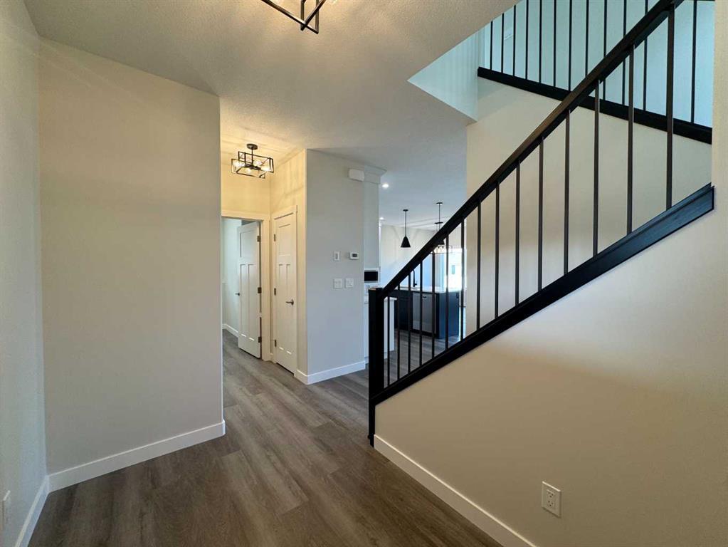 49 Emmett Crescent Red Deer Alberta T4P 3G8 Evergreen Home For Sale