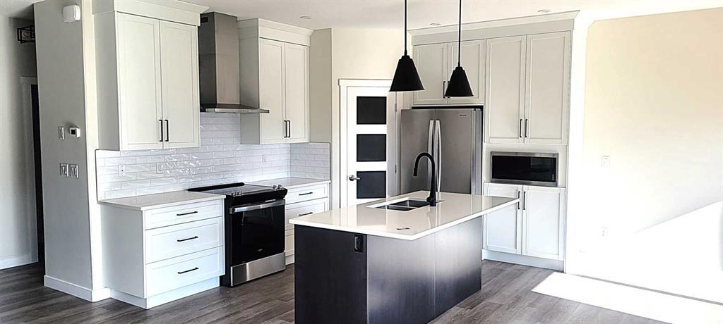 49 Emmett Crescent Red Deer Alberta T4P 3G8 Evergreen Home For Sale