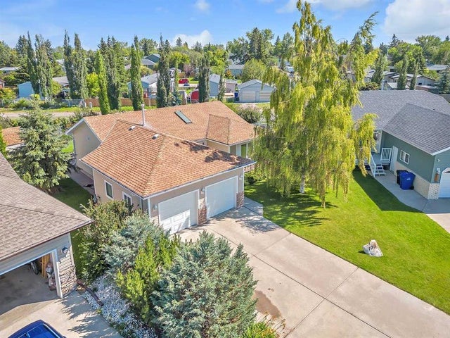 109 Monica Bay, Carstairs