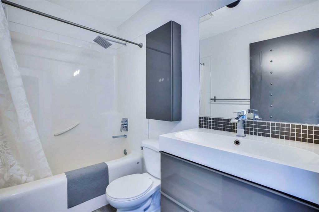 4735 17 Avenue Northwest, Calgary – Residential Detached Listing Photo 23