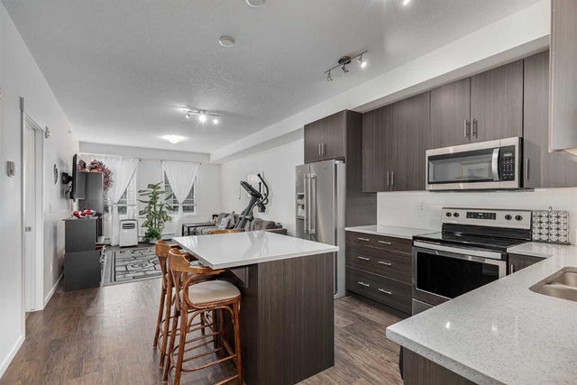 7415, 151 Legacy Main Street Se, Calgary