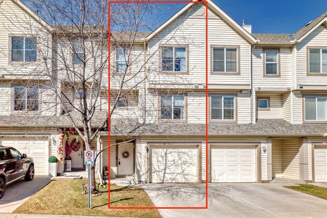 Real Estate Listing in Copperfield, Calgary