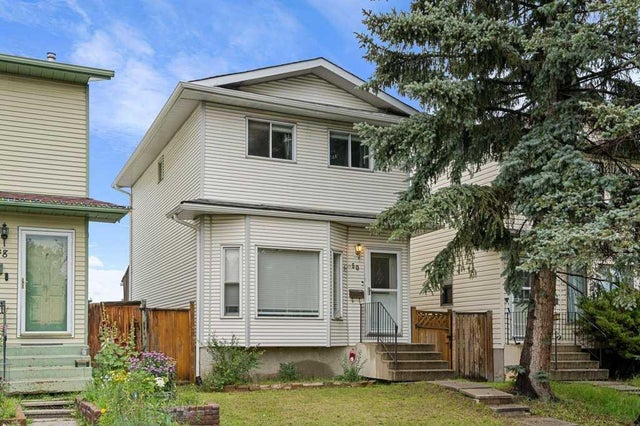 Calgary Residential Home for Sale 