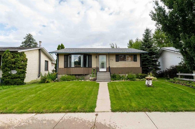 92 Greenbrook Drive E, Brooks