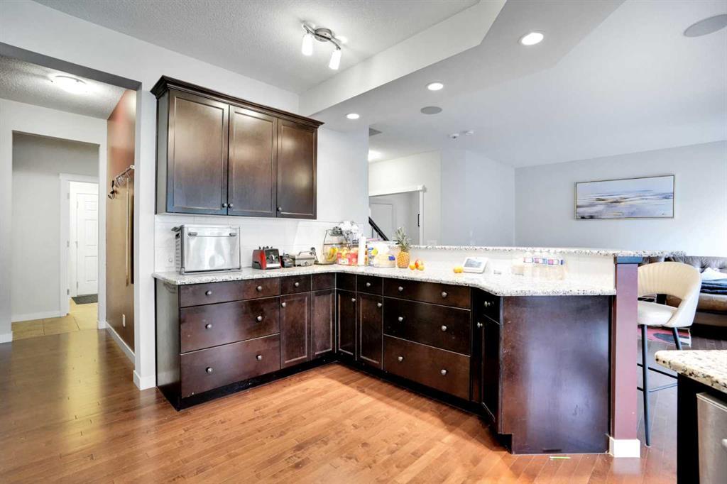 16 Silverado Skies Lane Southwest, Calgary – Residential Detached Listing Photo 10