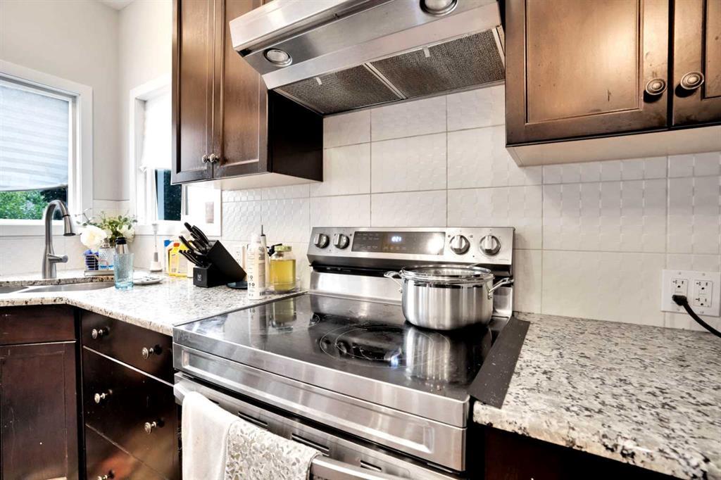 16 Silverado Skies Lane Southwest, Calgary – Residential Detached Listing Photo 13