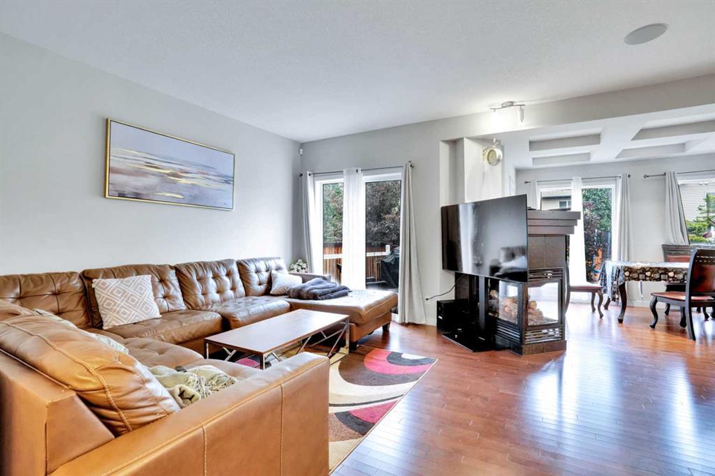 16 Silverado Skies Lane Southwest, Calgary – Residential Detached Listing Photo 4