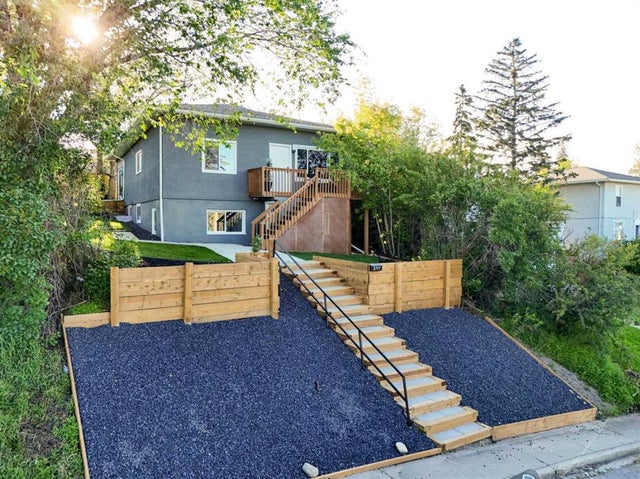 Residential Home for Sale in Calgary, Alberta